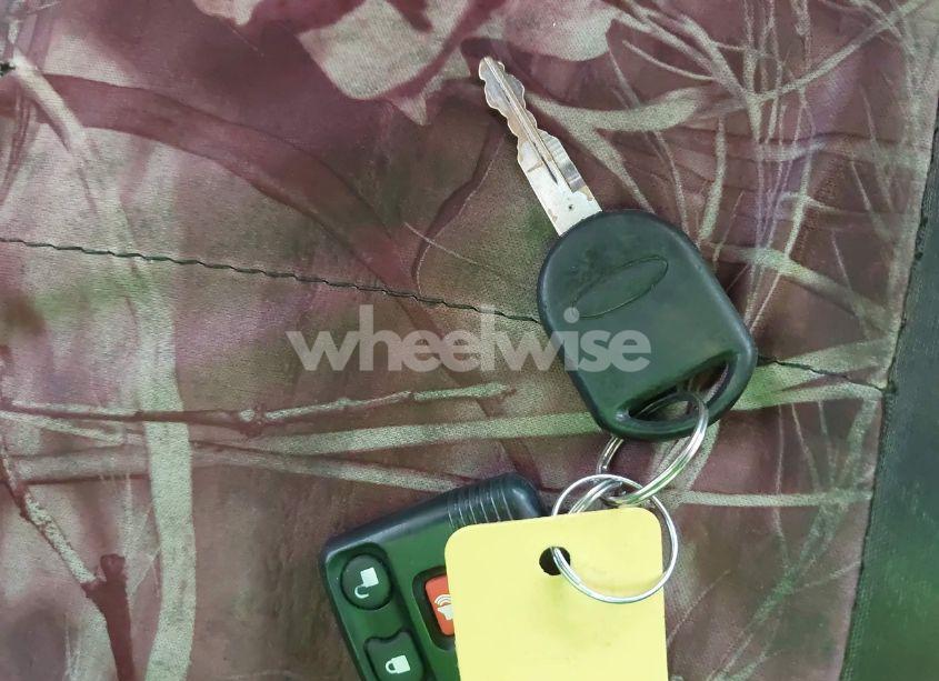 Photo 11 of 2005 Ford Expedition NBX/XLT (VIN 1FMPU16525LA81872)