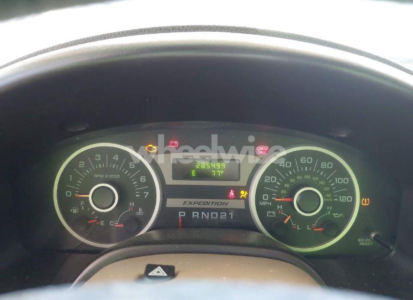 Photo 7 of 2005 Ford Expedition NBX/XLT (VIN 1FMPU16525LA81872)