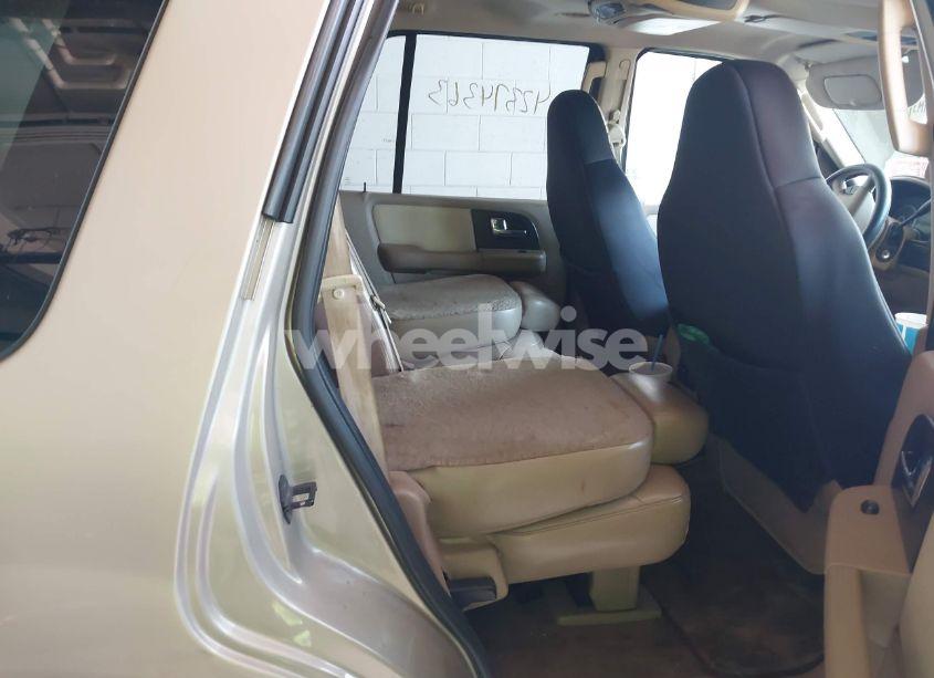 Photo 8 of 2005 Ford Expedition NBX/XLT (VIN 1FMPU16525LA81872)