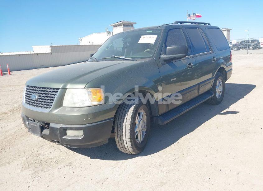 Photo 2 of 2005 Ford Expedition NBX/XLT (VIN 1FMPU16535LA43096)