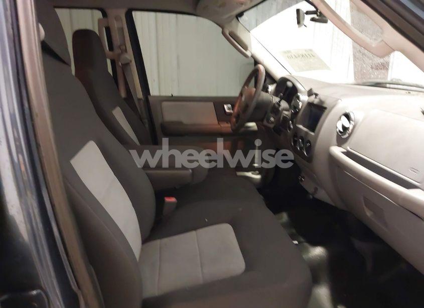 Photo 5 of 2006 Ford Expedition XLT/XLT SPORT (VIN 1FMPU16536LA73300)