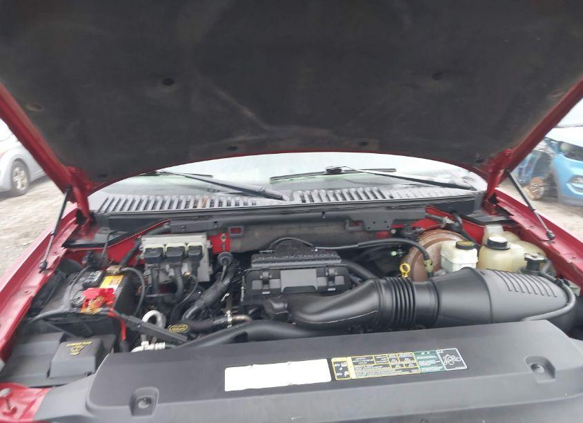 Photo 10 of 2005 Ford Expedition (VIN 1FMPU16545LB09039)