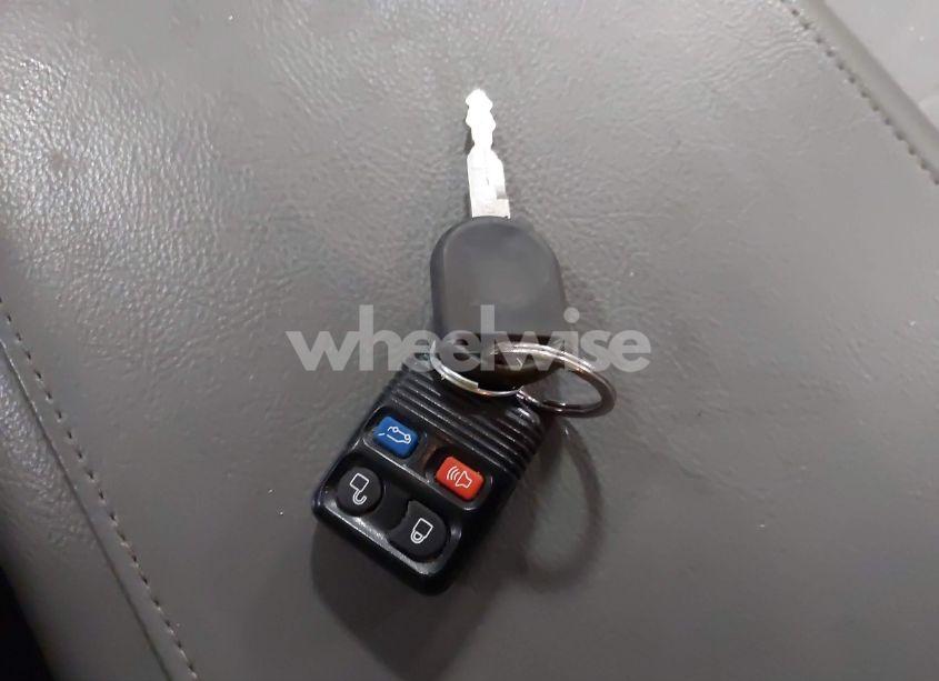 Photo 11 of 2005 Ford Expedition NBX/XLT (VIN 1FMPU16555LA94194)