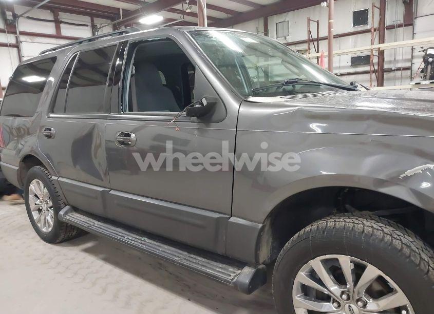 Photo 12 of 2005 Ford Expedition NBX/XLT (VIN 1FMPU16555LA94194)