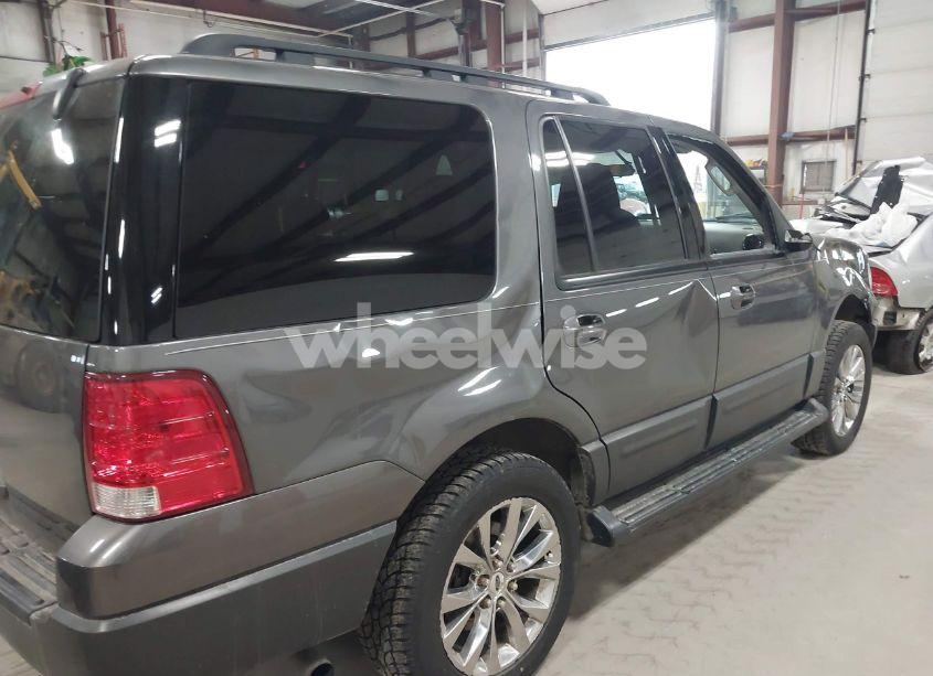 Photo 14 of 2005 Ford Expedition NBX/XLT (VIN 1FMPU16555LA94194)