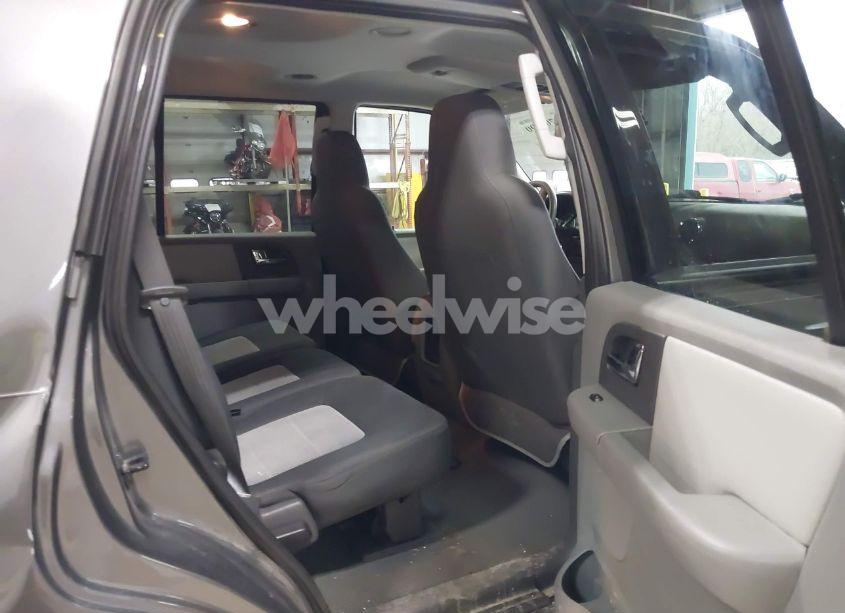 Photo 8 of 2005 Ford Expedition NBX/XLT (VIN 1FMPU16555LA94194)