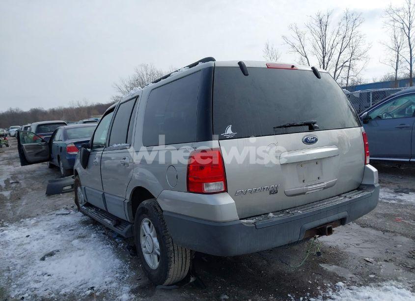 Photo 3 of 2006 Ford Expedition XLT/XLT SPORT (VIN 1FMPU16566LA72576)