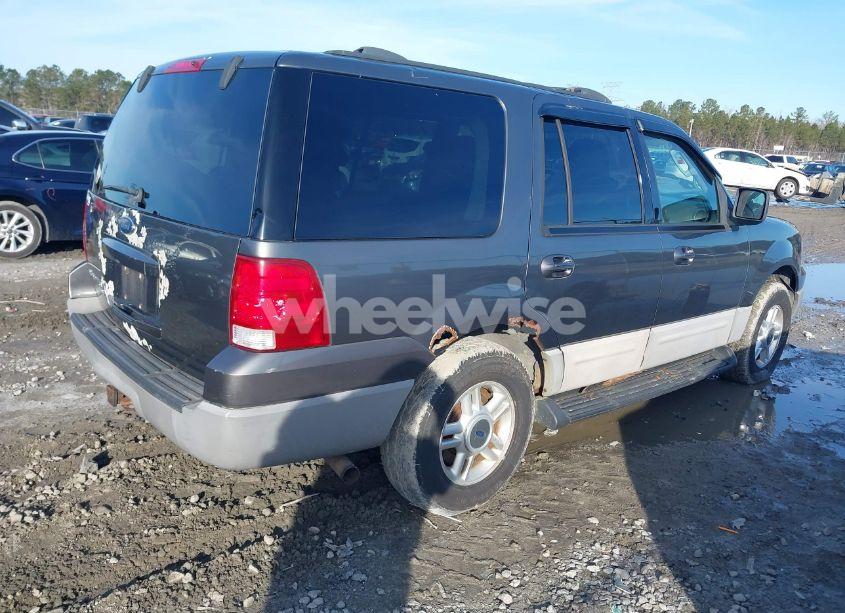 Photo 4 of 2003 Ford Expedition XLT (VIN 1FMPU16L03LB50442)
