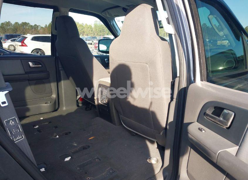 Photo 8 of 2003 Ford Expedition XLT (VIN 1FMPU16L03LB50442)