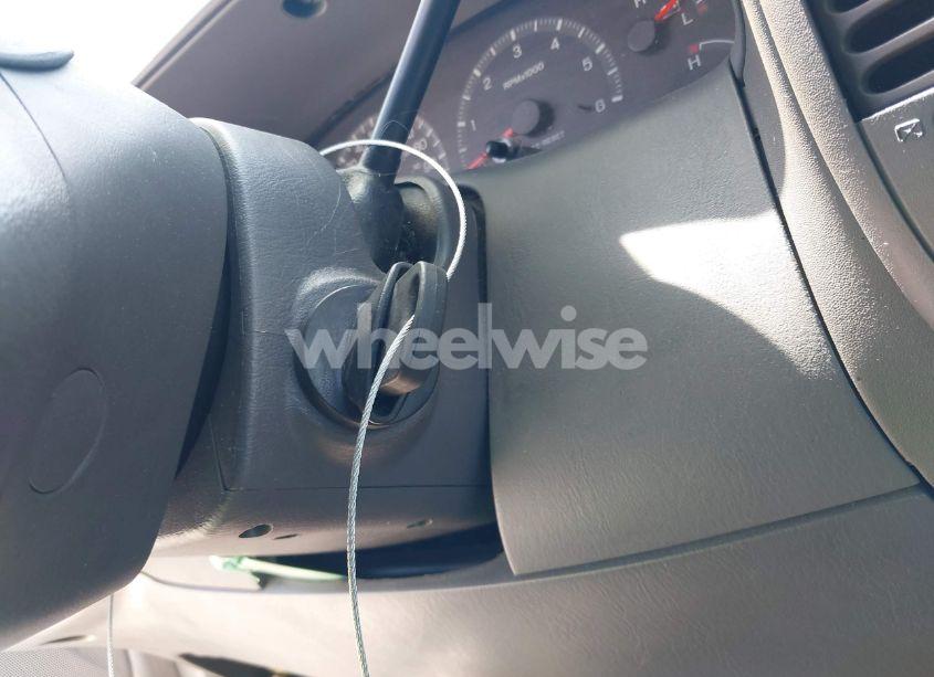 Photo 11 of 2000 Ford Expedition XLT (VIN 1FMPU16L0YLB27170)