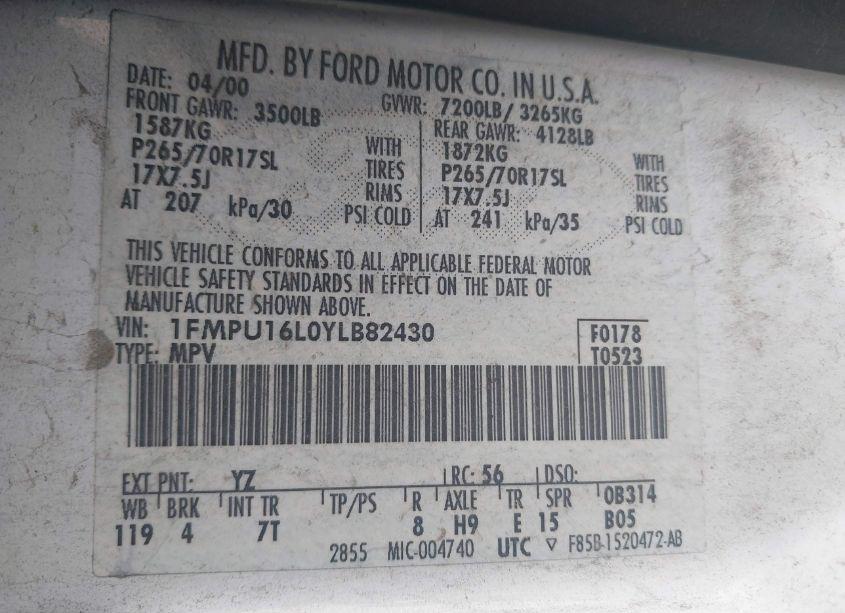 Photo 9 of 2000 Ford Expedition XLT (VIN 1FMPU16L0YLB82430)