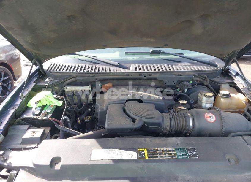 Photo 10 of 2004 Ford Expedition NBX/XLT (VIN 1FMPU16L14LA78636)
