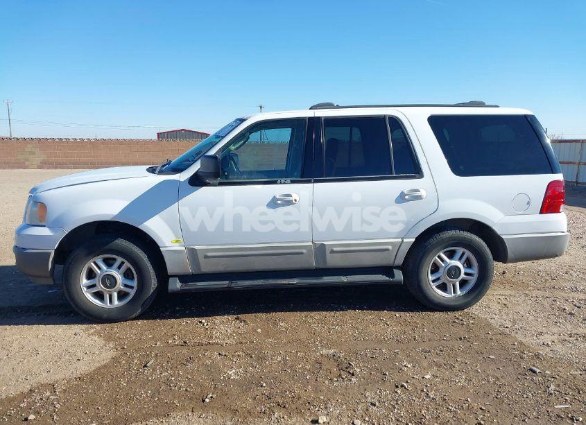 Photo 14 of 2003 Ford Expedition XLT (VIN 1FMPU16L23LB21590)