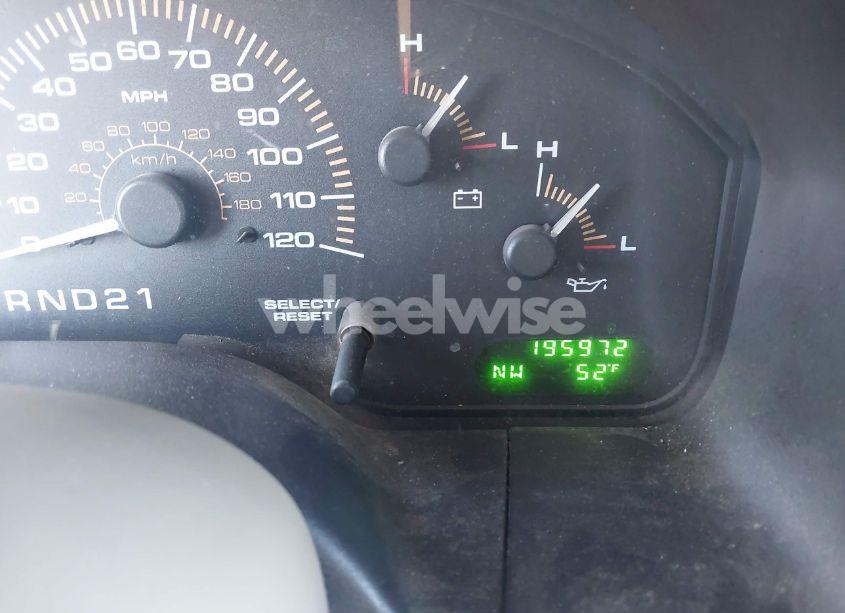 Photo 15 of 2003 Ford Expedition XLT (VIN 1FMPU16L23LB21590)