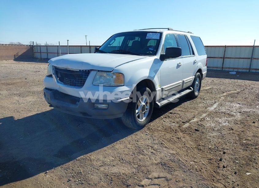 Photo 2 of 2003 Ford Expedition XLT (VIN 1FMPU16L23LB21590)