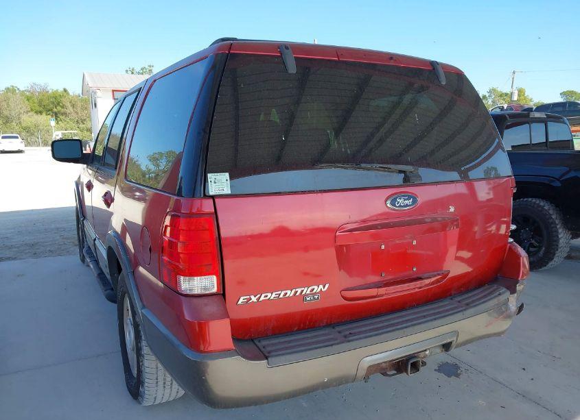 Photo 3 of 2004 Ford Expedition NBX/XLT (VIN 1FMPU16L24LB82830)