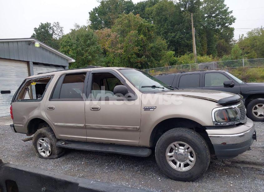 Photo 14 of 2001 Ford Expedition XLT (VIN 1FMPU16L31LB39187)