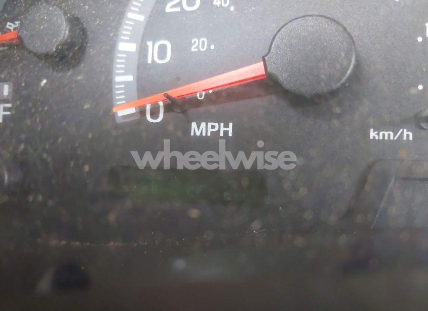 Photo 16 of 2001 Ford Expedition XLT (VIN 1FMPU16L31LB39187)