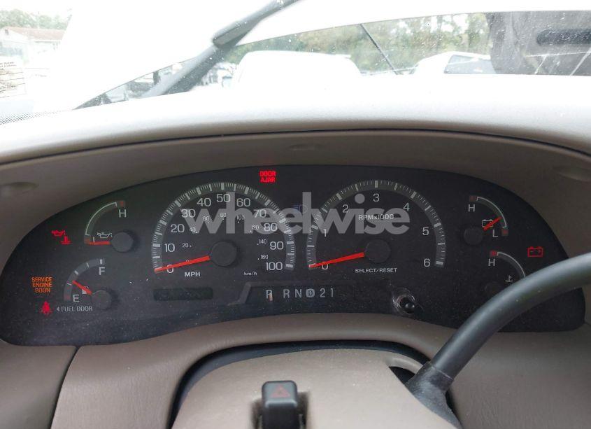 Photo 7 of 2001 Ford Expedition XLT (VIN 1FMPU16L31LB39187)