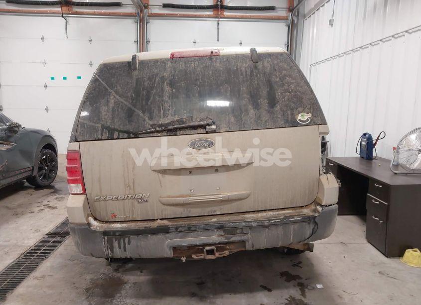 Photo 16 of 2004 Ford Expedition NBX/XLT (VIN 1FMPU16L34LB27156)