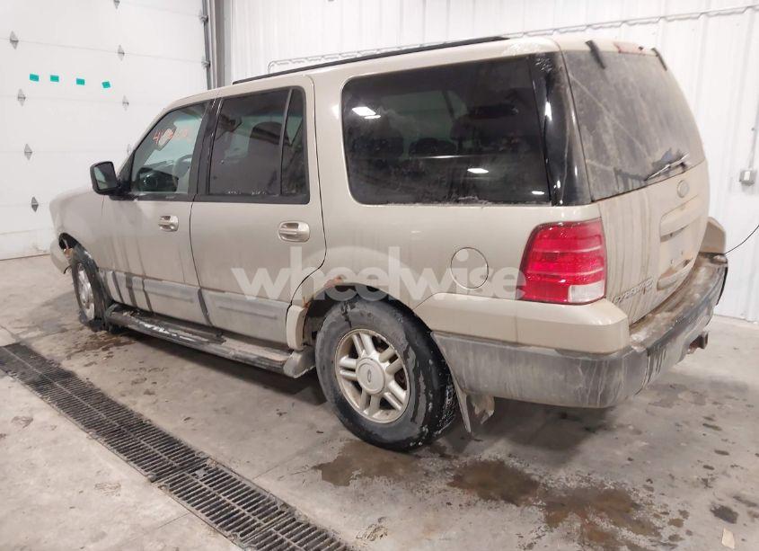 Photo 3 of 2004 Ford Expedition NBX/XLT (VIN 1FMPU16L34LB27156)