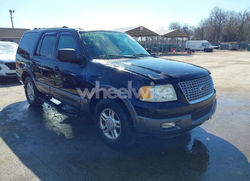 2004 Ford Expedition NBX/XLT (VIN 1FMPU16L44LA17586) main photo