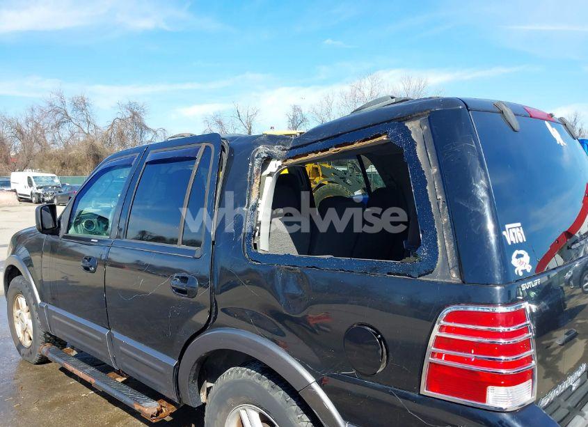 Photo 18 of 2004 Ford Expedition NBX/XLT (VIN 1FMPU16L44LA17586)