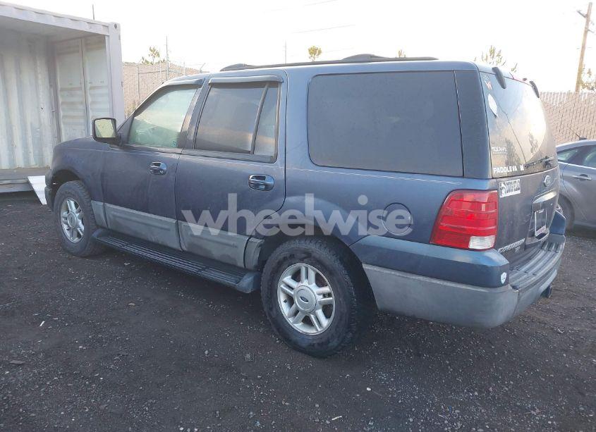 Photo 3 of 2003 Ford Expedition XLT (VIN 1FMPU16L53LC53484)