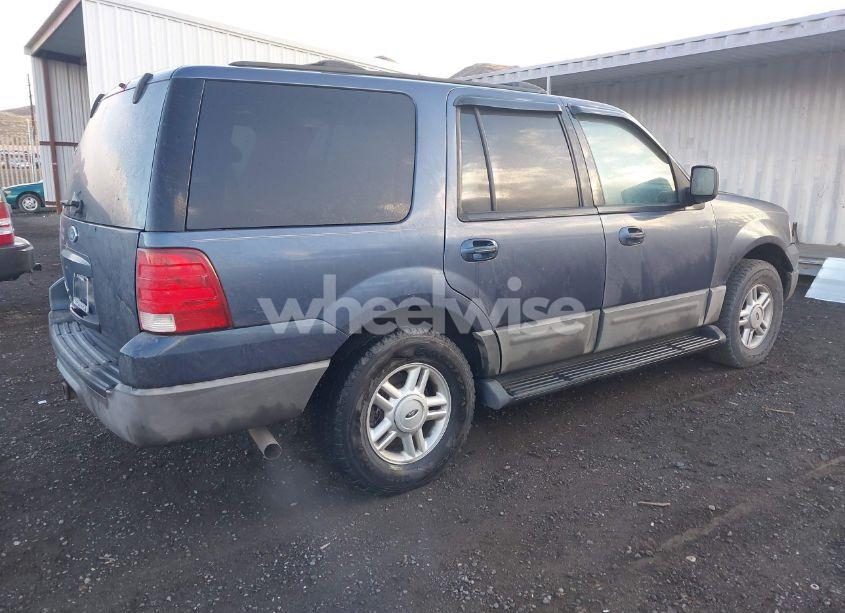 Photo 4 of 2003 Ford Expedition XLT (VIN 1FMPU16L53LC53484)