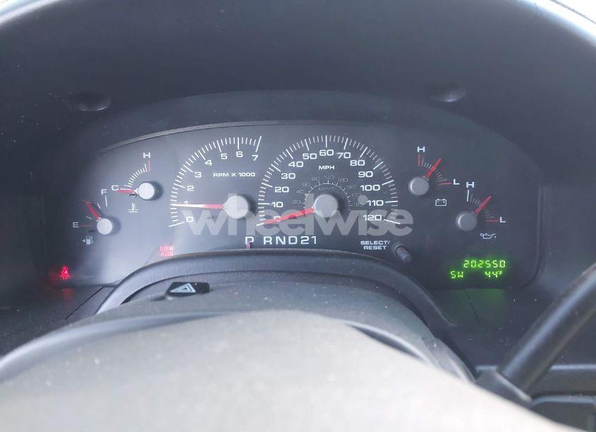 Photo 7 of 2003 Ford Expedition XLT (VIN 1FMPU16L53LC53484)