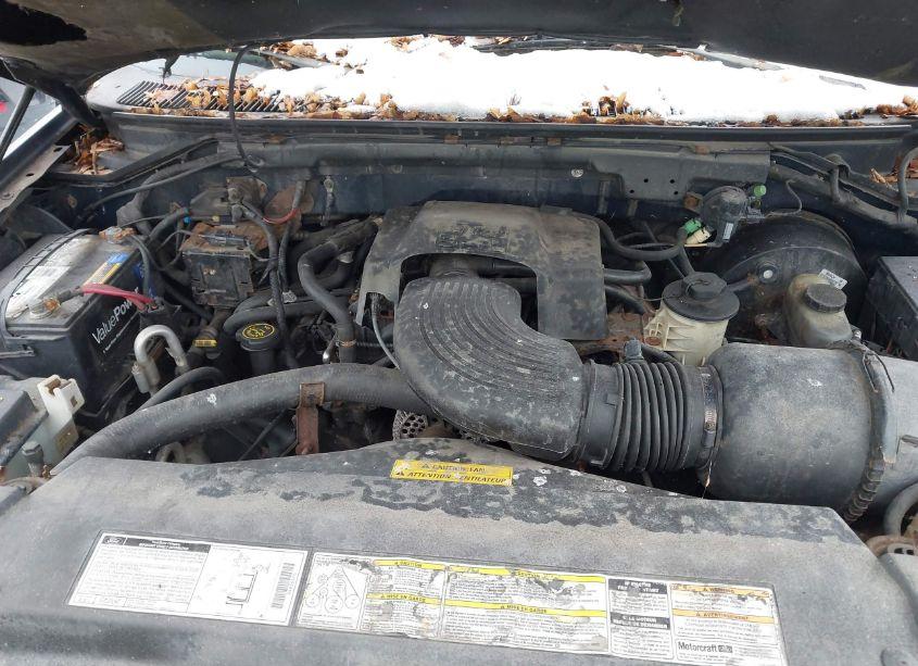 Photo 10 of 2000 Ford Expedition XLT (VIN 1FMPU16L5YLA34984)