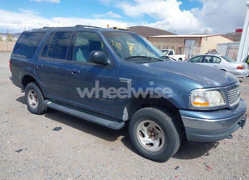 2000 Ford Expedition XLT (VIN 1FMPU16L5YLA70576) main photo