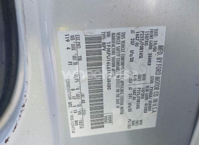 Photo 9 of 2001 Ford Expedition XLT (VIN 1FMPU16L61LA48480)