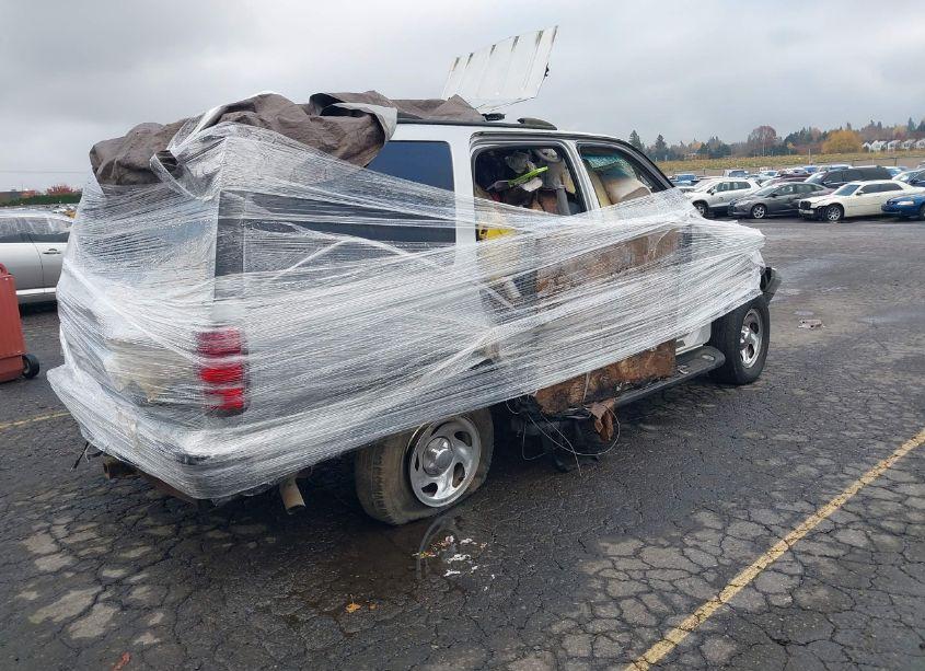 Photo 4 of 2002 Ford Expedition XLT (VIN 1FMPU16L62LA66947)