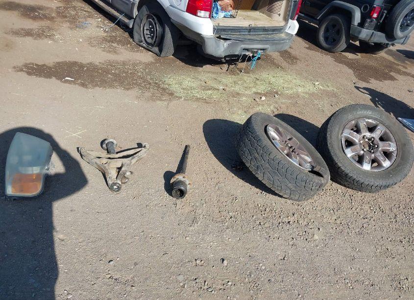 Photo 12 of 2004 Ford Expedition NBX/XLT (VIN 1FMPU16L64LB65710)