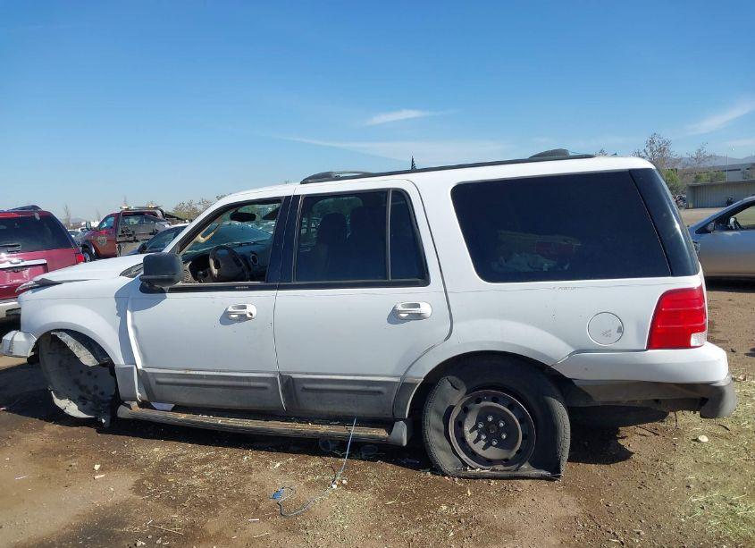 Photo 15 of 2004 Ford Expedition NBX/XLT (VIN 1FMPU16L64LB65710)