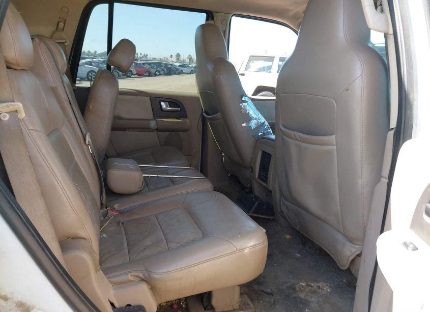 Photo 8 of 2004 Ford Expedition NBX/XLT (VIN 1FMPU16L64LB65710)