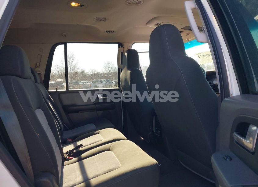 Photo 8 of 2003 Ford Expedition XLT (VIN 1FMPU16L73LA20027)