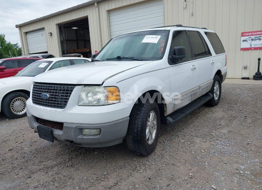 Photo 2 of 2003 Ford Expedition XLT (VIN 1FMPU16L73LC08711)