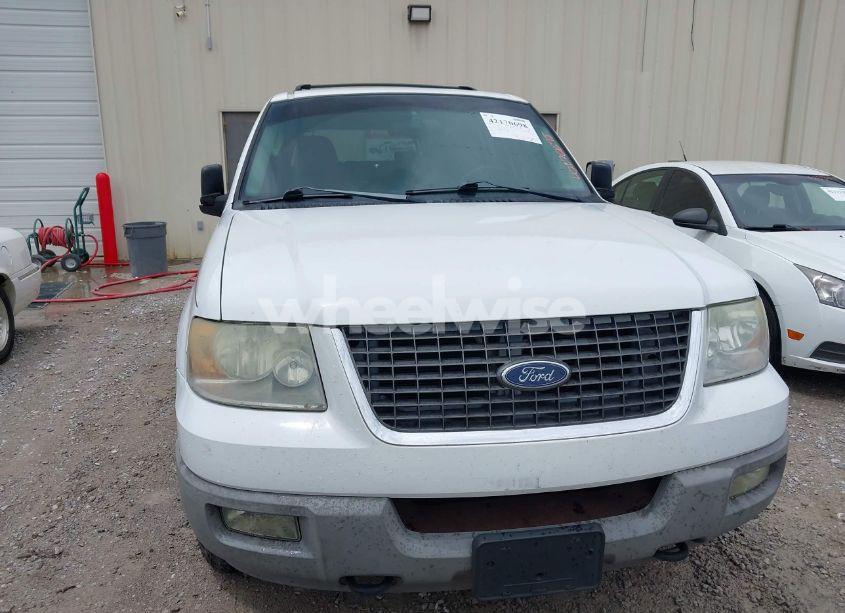 Photo 6 of 2003 Ford Expedition XLT (VIN 1FMPU16L73LC08711)