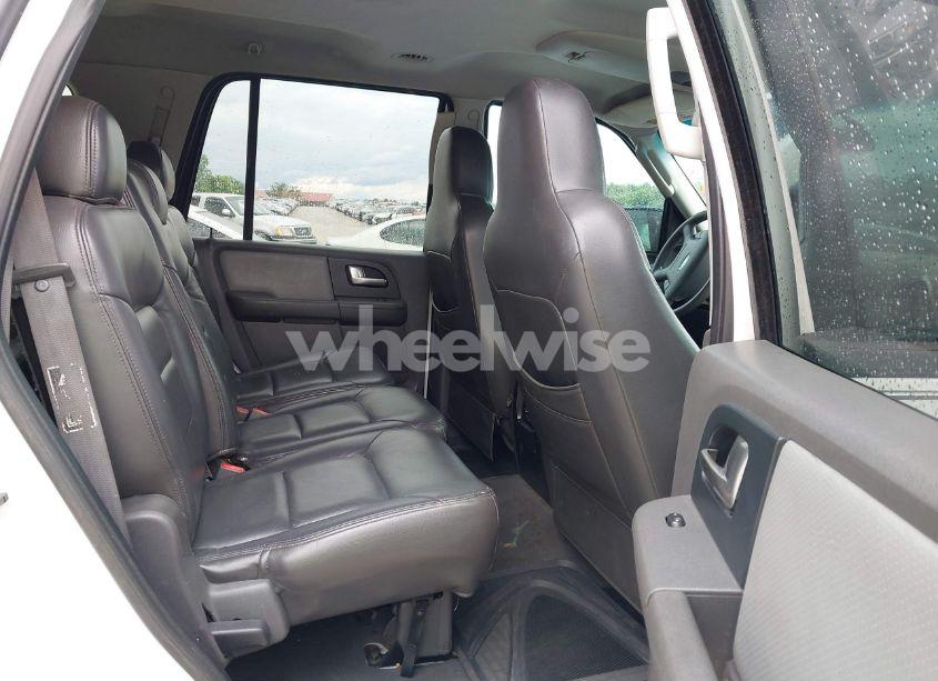 Photo 8 of 2003 Ford Expedition XLT (VIN 1FMPU16L73LC08711)