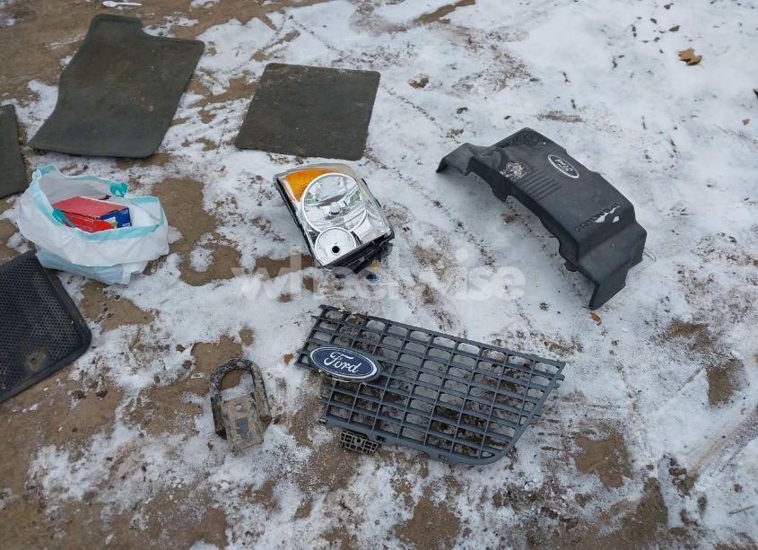 Photo 12 of 2004 Ford Expedition NBX/XLT (VIN 1FMPU16L74LB40928)