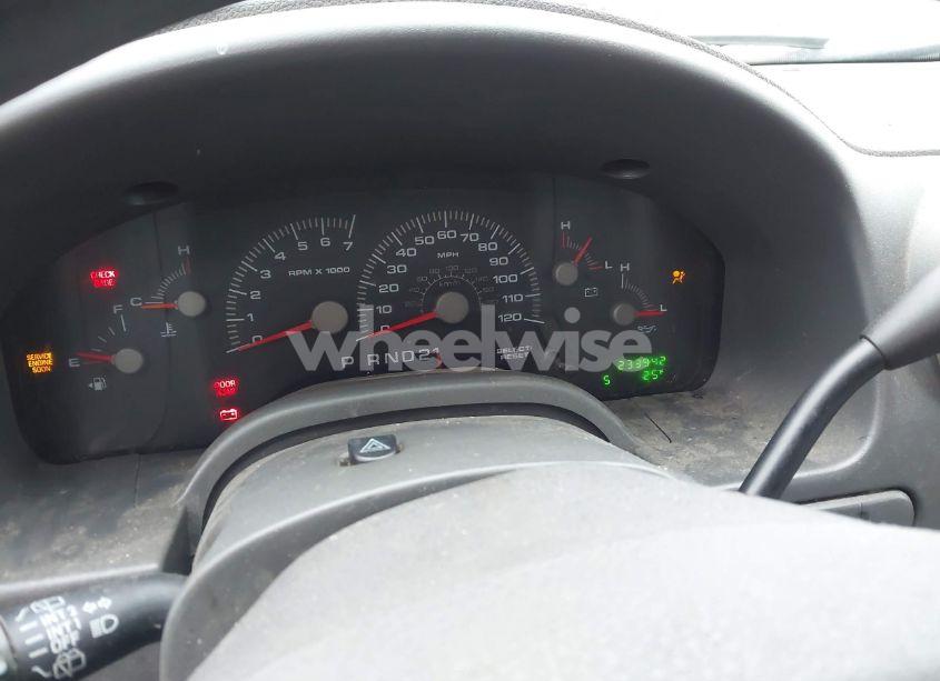 Photo 7 of 2004 Ford Expedition NBX/XLT (VIN 1FMPU16L74LB40928)