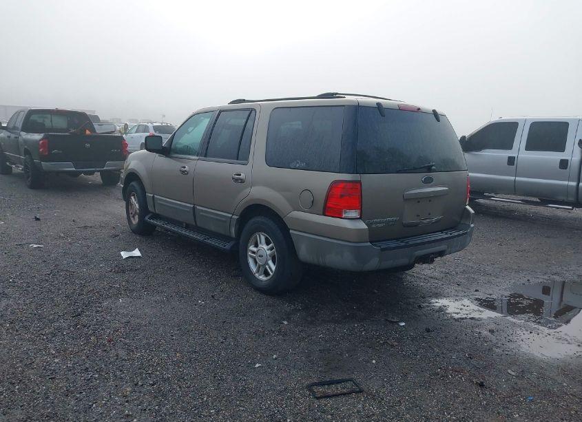 Photo 3 of 2003 Ford Expedition XLT (VIN 1FMPU16L93LB74741)