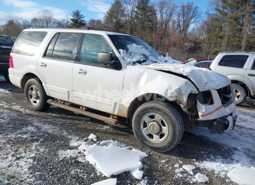 2003 Ford Expedition XLT (VIN 1FMPU16L93LC58106) main photo