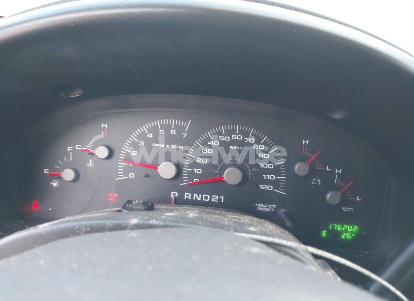 Photo 7 of 2003 Ford Expedition XLT (VIN 1FMPU16L93LC58106)