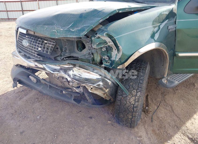 Photo 6 of 2000 Ford Expedition XLT (VIN 1FMPU16L9YLA38925)