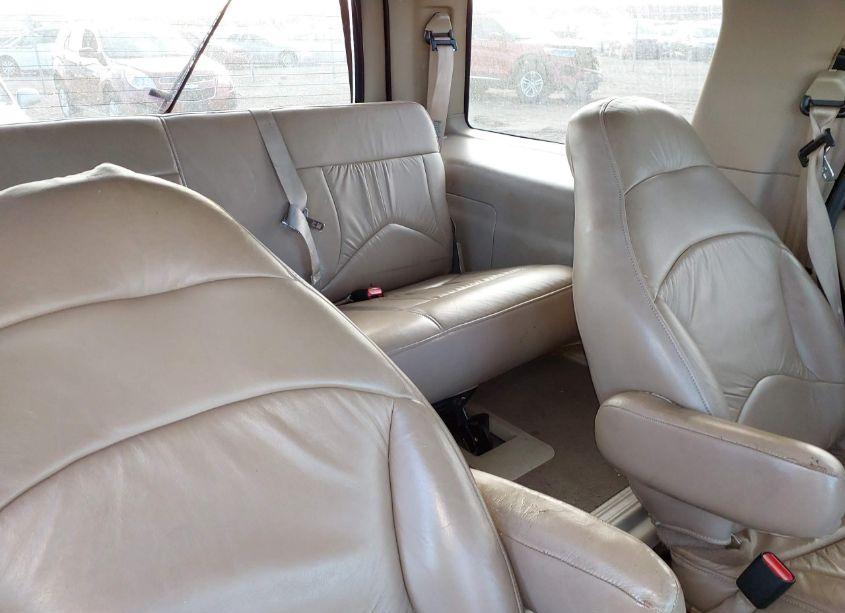 Photo 12 of 2000 Ford Expedition XLT (VIN 1FMPU16L9YLA65218)