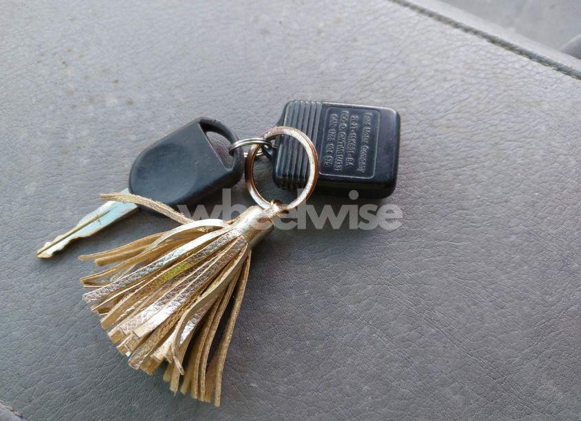 Photo 11 of 2003 Ford Expedition XLT (VIN 1FMPU16LX3LB37021)