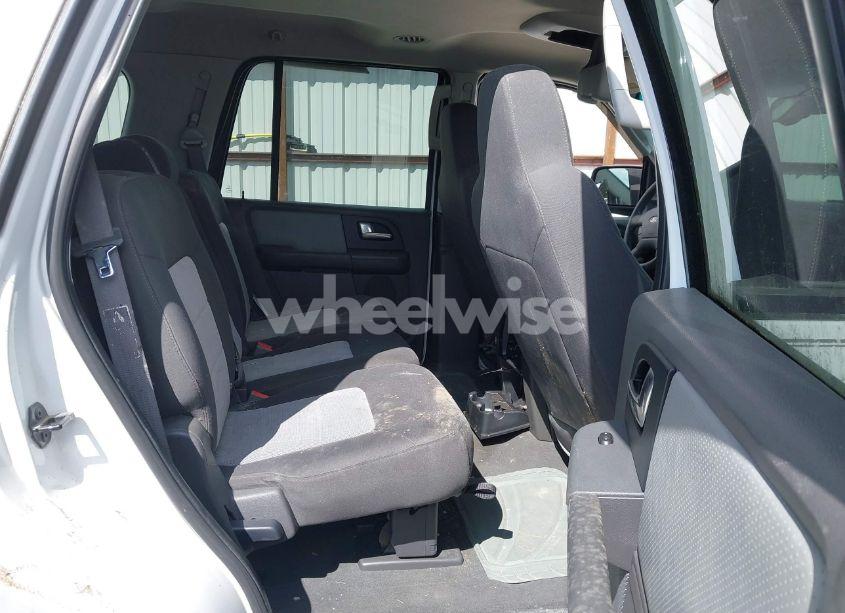 Photo 8 of 2003 Ford Expedition XLT (VIN 1FMPU16LX3LB37021)